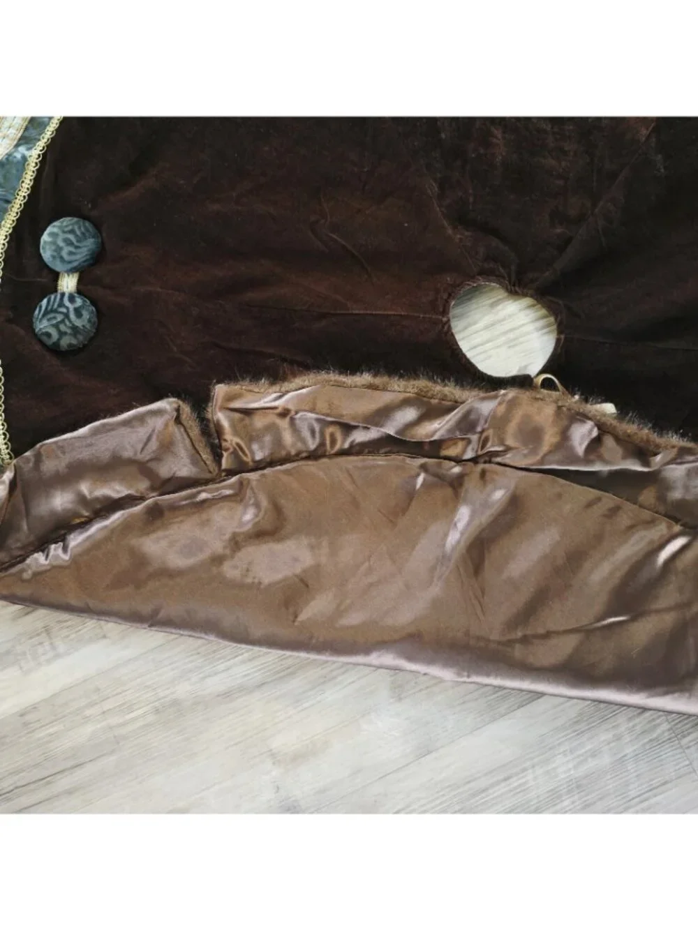 Victorian Brown Teal Velvet Christmas Tree Skirt Faux Fur Brocade Jacquard 46